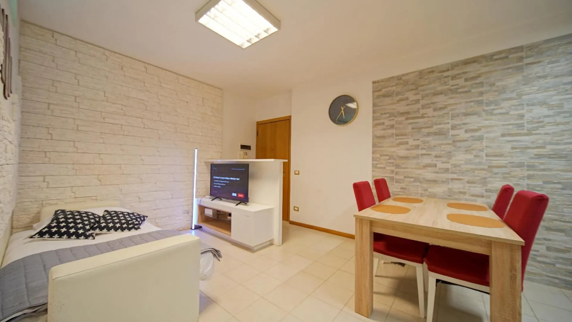 Apartment Destiny Home 12 Verona Borgo Trento